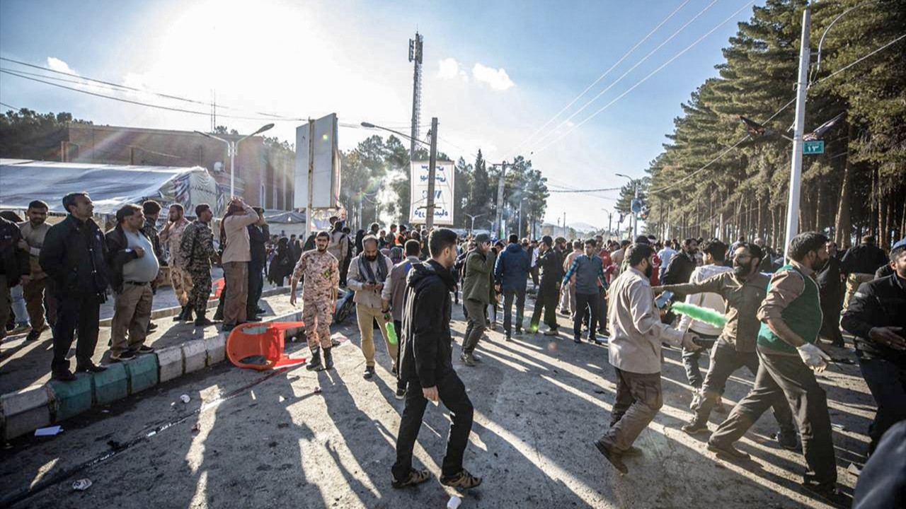Tahran intikam mesajı vermişti: Kirman'daki patlamanın intihar saldırısı olduğu iddia edildi
