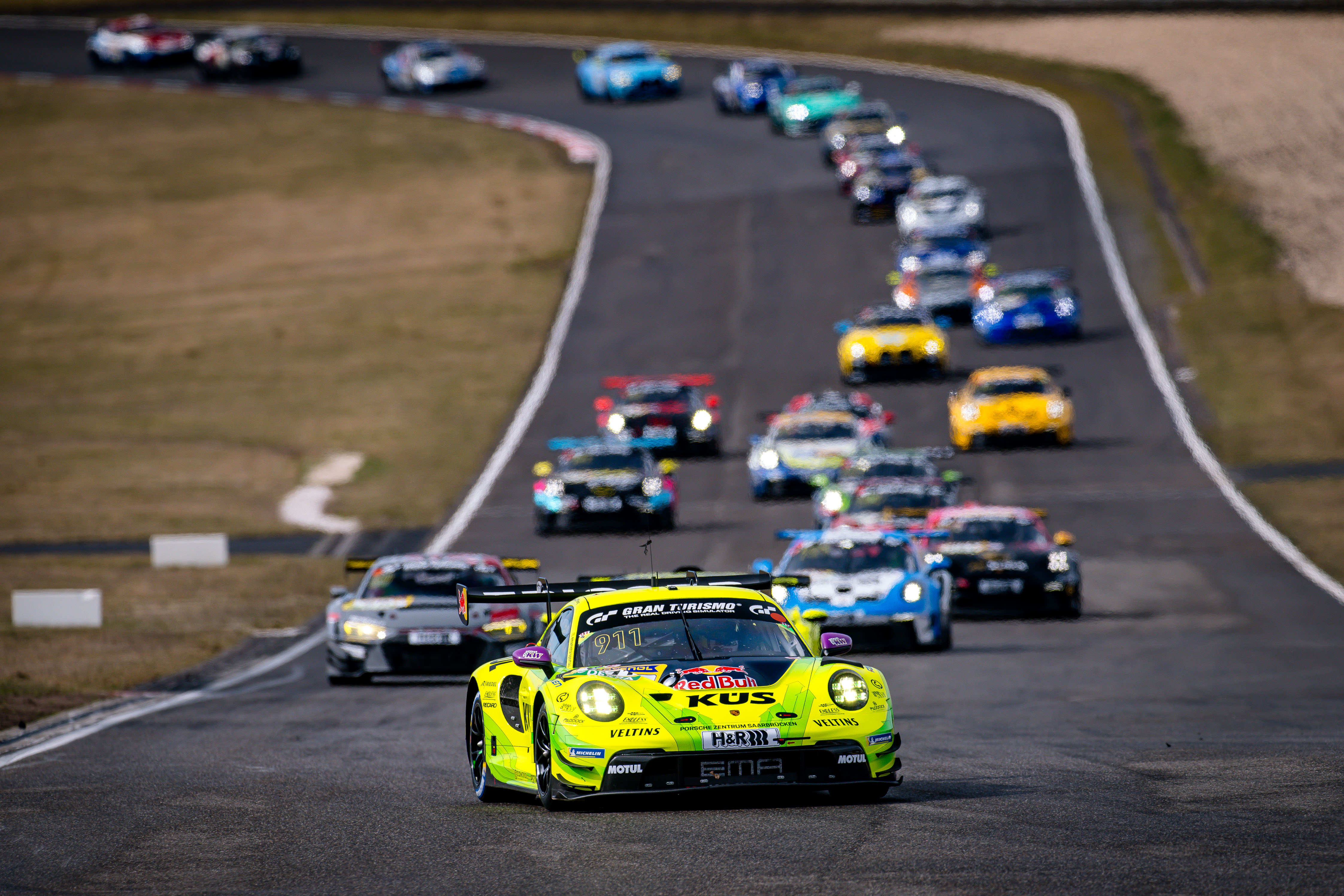 Ayhancan Güven, Nürburgring’de podyuma çıktı