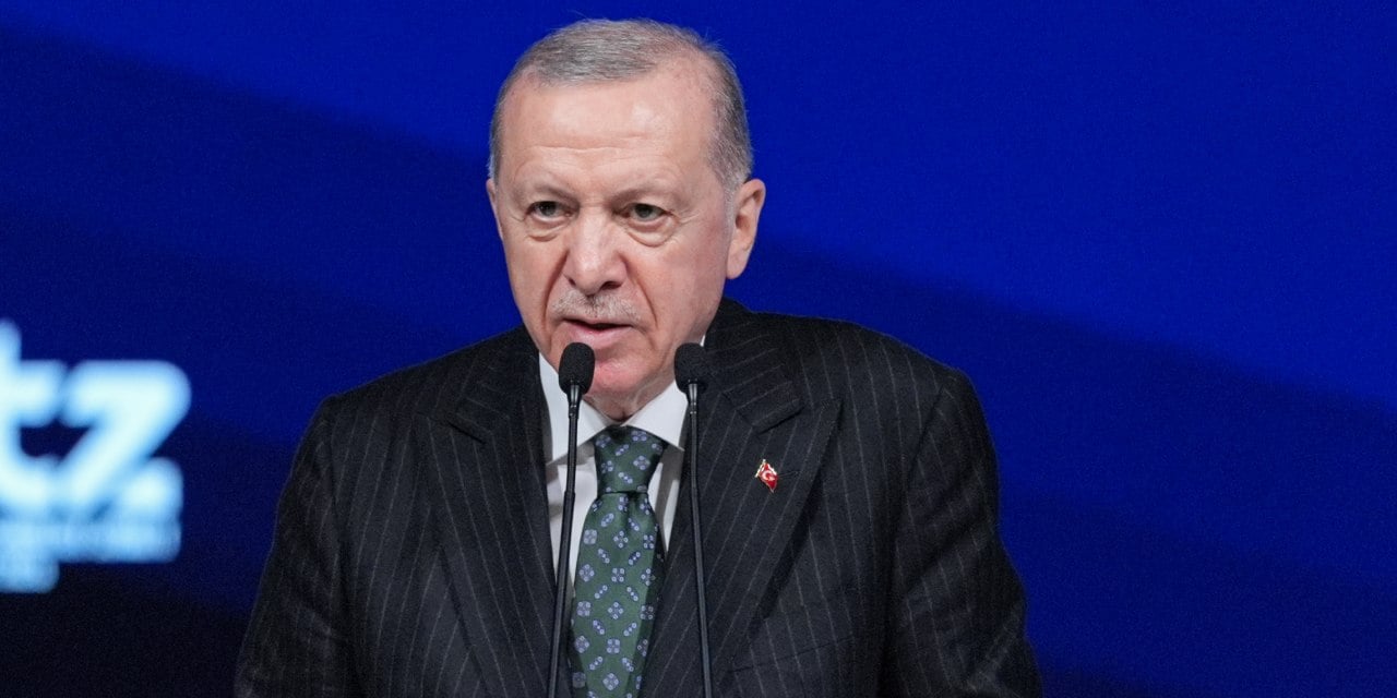 Erdoğan yeni anayasanın çerçevesini çizdi: ‘Başörtülü hakimlerin, savcıların, valilerin güvencesi’
