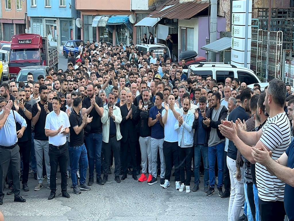 Zonguldak'ta maden işçilerinden ücret teklifine yürüyüşlü tepki