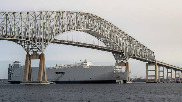 ABD'de çöken köprüde kurtarma çalışmaları devam ediyor