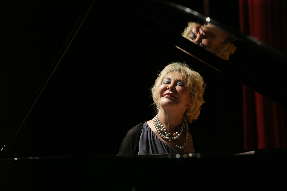 Gülsin Onay'dan İstanbul'da "Sadece Chopin" konseri!
