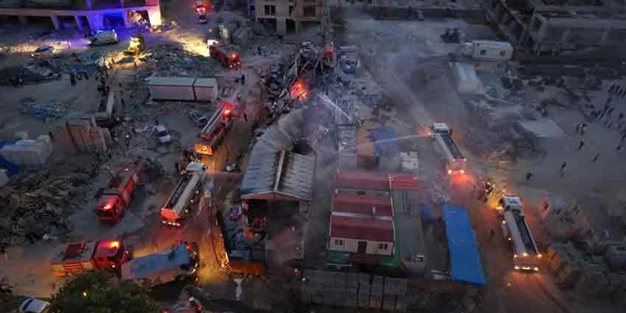 Hatay'da işçilerin kaldığı yatakhane alevlere teslim oldu!
