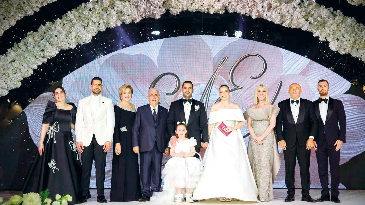 Zenginler radara takılmıyor: Ahlatcı düğünü için Çorum yolundaki radarlar kaldırıldı