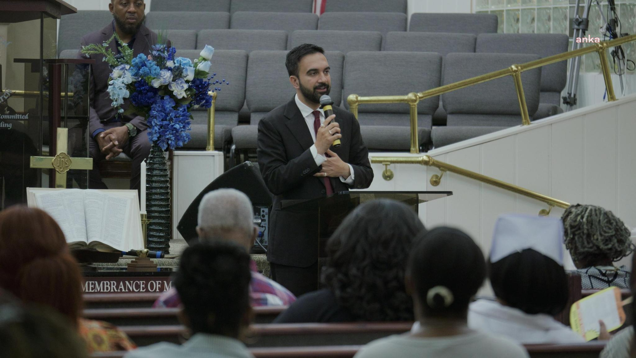 Trump, ilk Müslüman belediye başkan adayına hakaretler yağdırdı