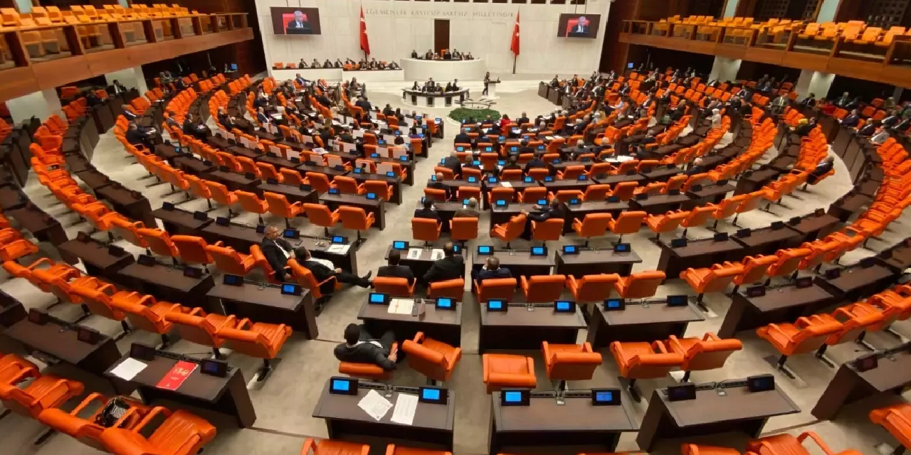 Resmi Gazete'de yayımladı: TBMM'nin çalışma süresi uzatıldı
