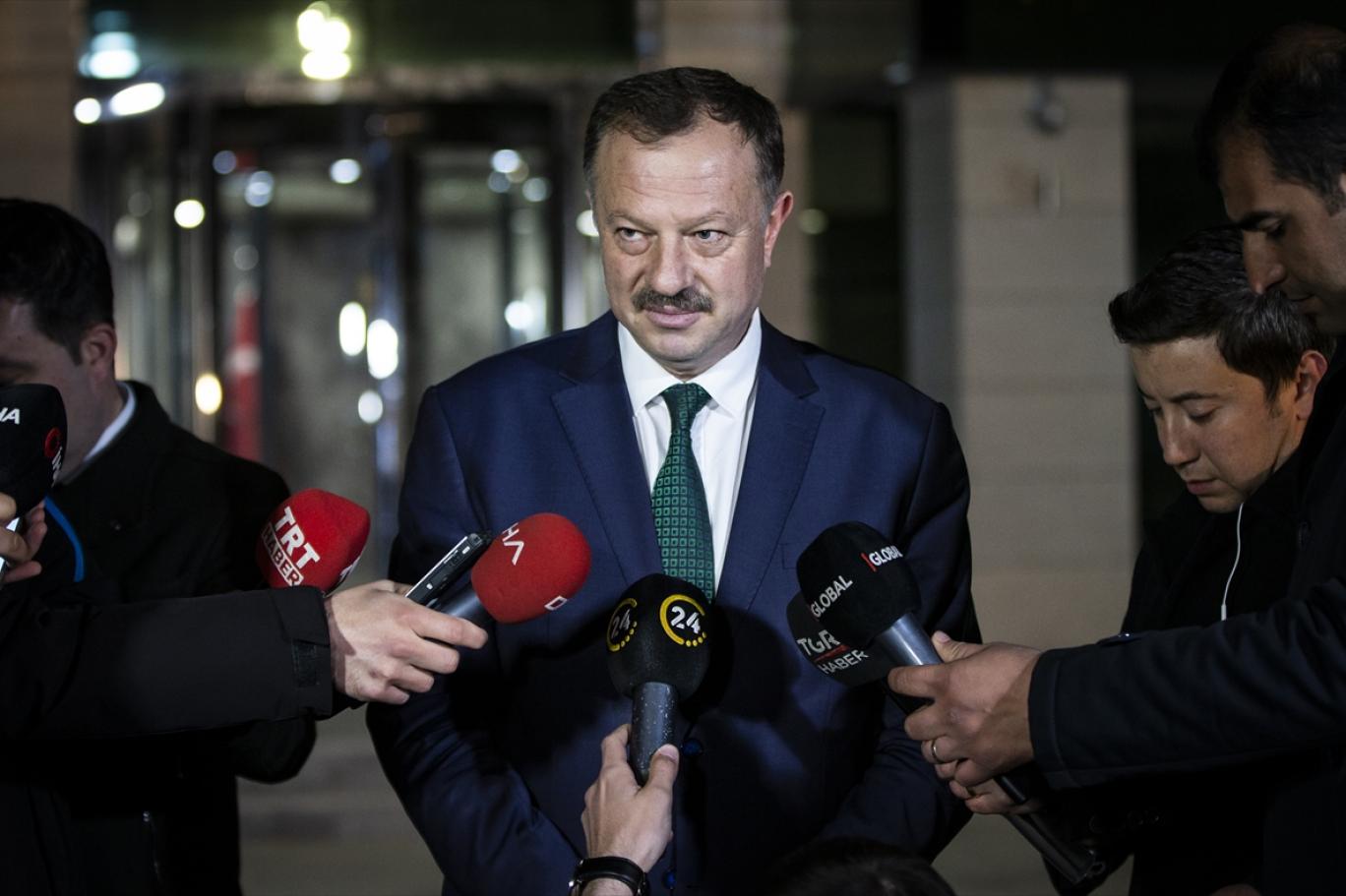 AKP’nin YSK temsilcisinden kurultay davası açıklaması: YSK kararını mahkeme bozamaz