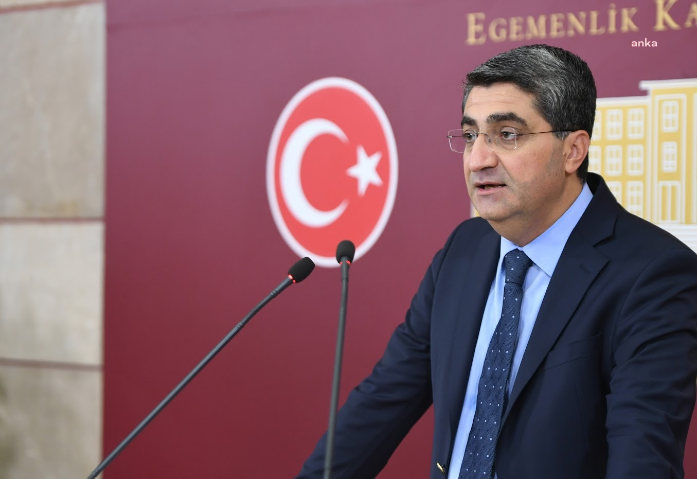 DEVA’dan hükümete kıyı tahsisleri sorusu: “Kamuya ait alanlar özel işletmelere mi açılıyor?”