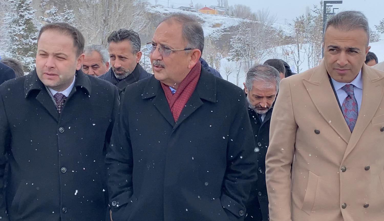 Bakan Özhaseki: Tarihi eserlerimizi restore etmeye gayret ediyoruz