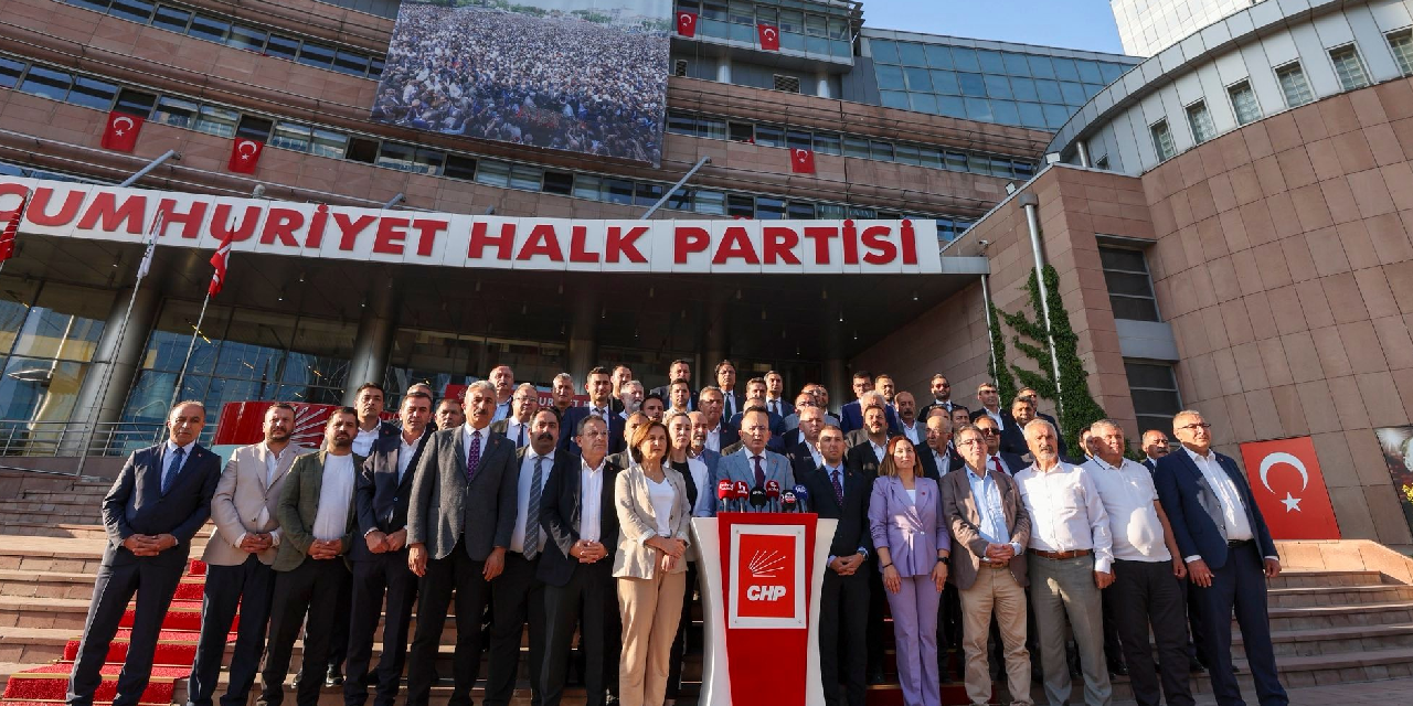 CHP Ankara örgütlerinden 'kurultay' mesajı: 'Özel’in öncülüğünde iktidar yolunda yürüyeceğiz'