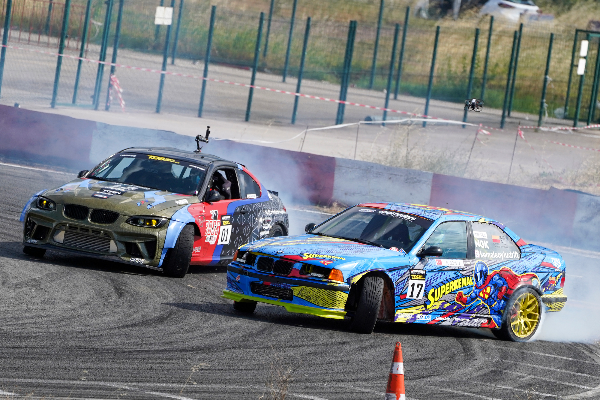 Drift şampiyonasında kapı kapıya mücadele: Yücebaş zirvede