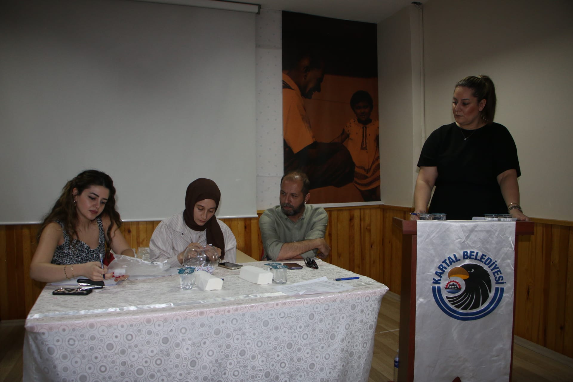 Kartal’da kreş kayıtları noter huzurunda kura ile belirlendi