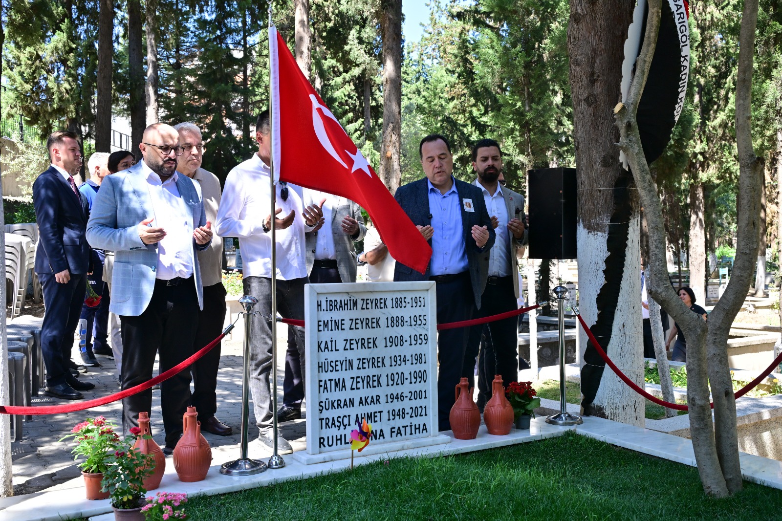 Manisa’da vefa buluşması: Neşe Gülersoy, Mete Erdem ve Ferdi Zeyrek anıldı