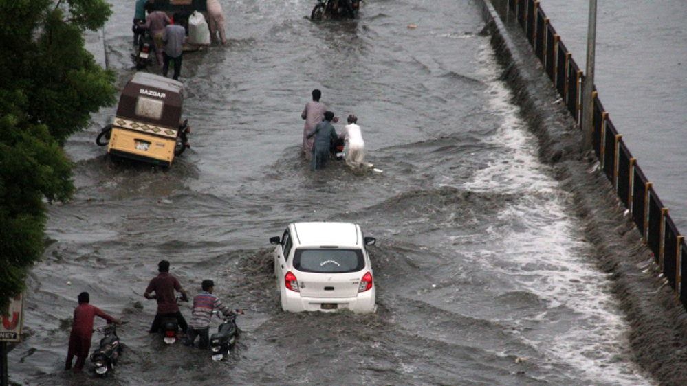 Pakistan ve Hindistan’da şiddetli yağışlar nedeniyle bir haftada 73 kişi hayatını kaybetti