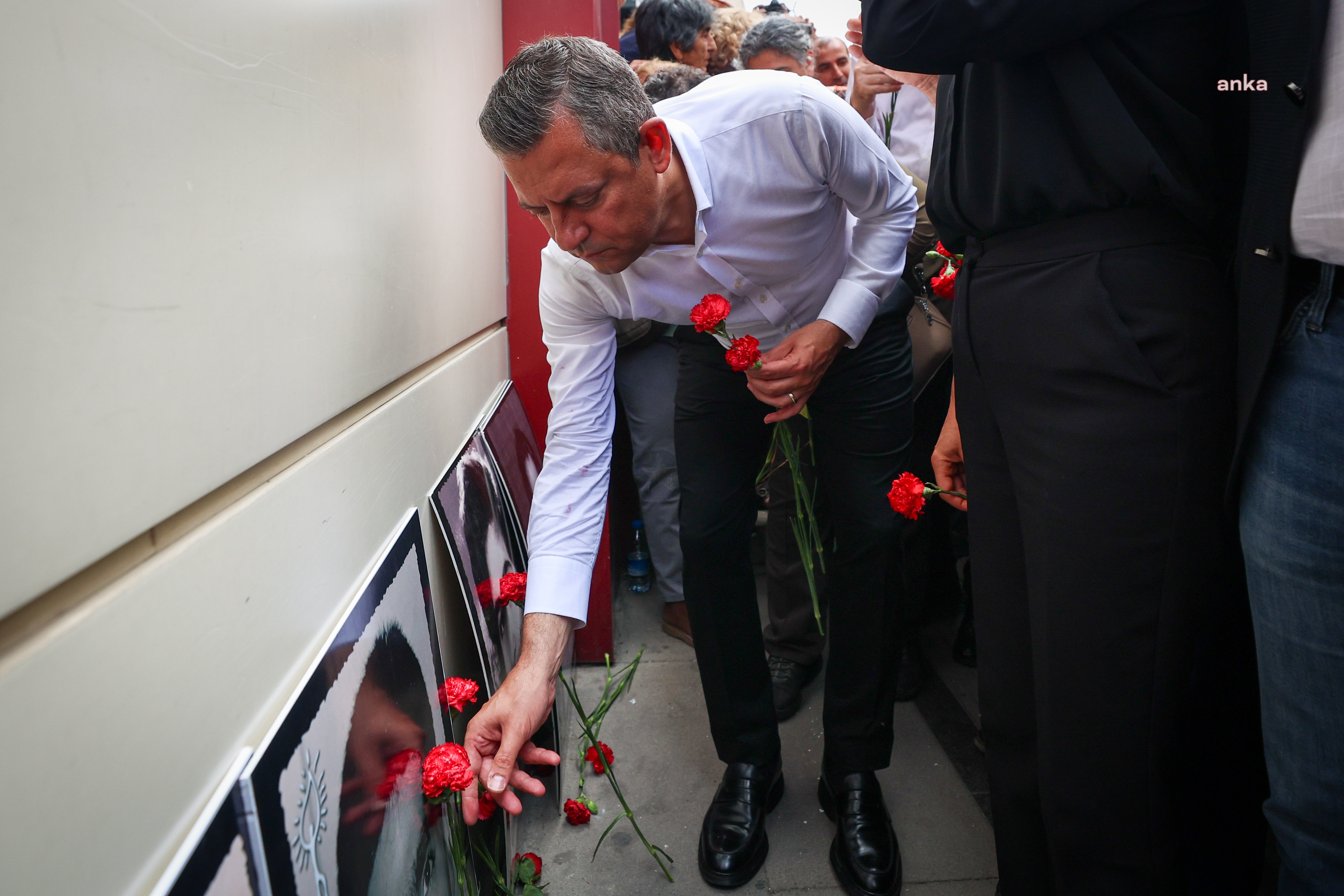Özel'den Madımak paylaşımı: Madımak bir 'Utanç Müzesi' olana kadar mücadelemizi sürdüreceğiz