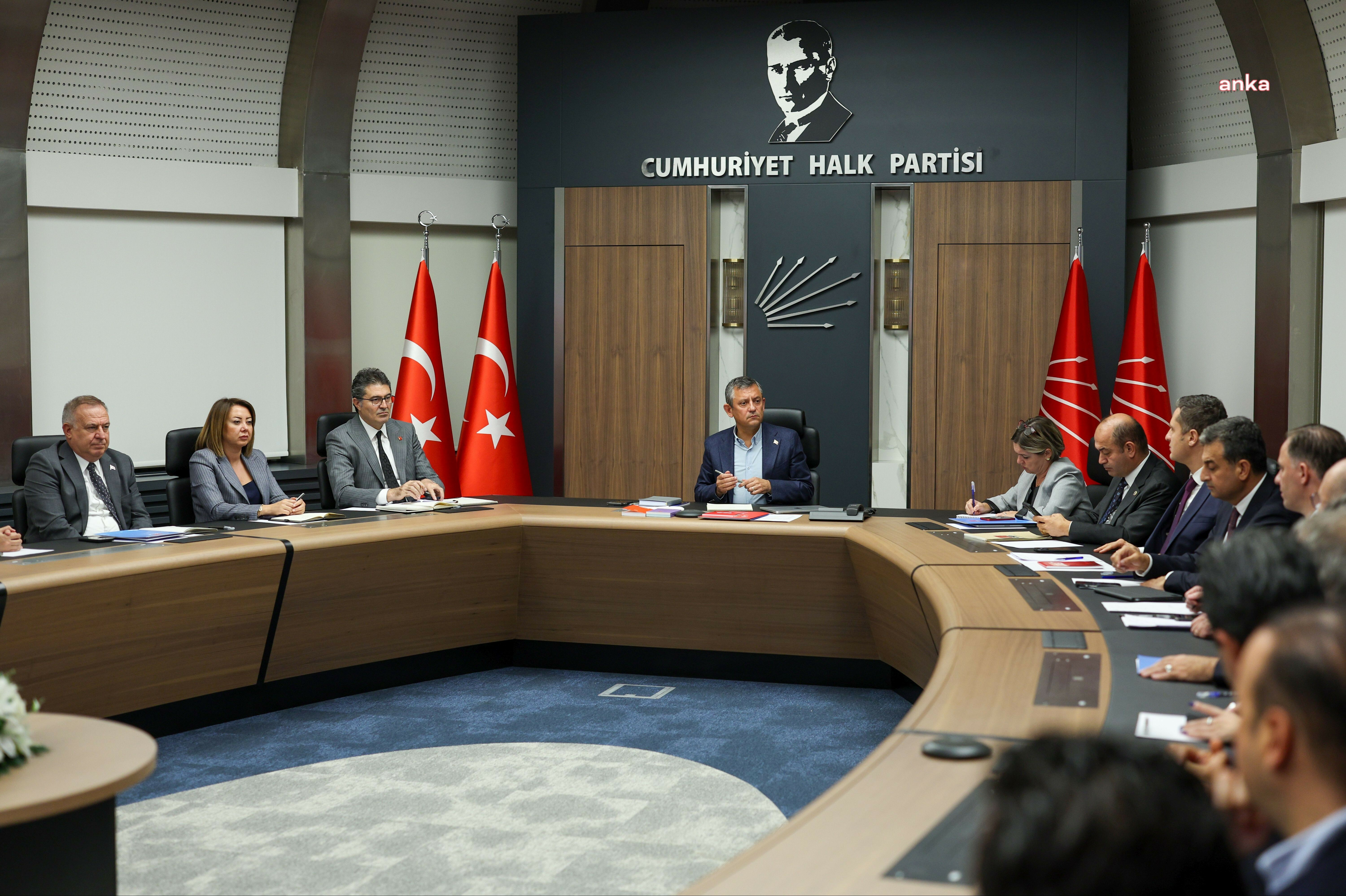 CHP MYK olağanüstü toplandı