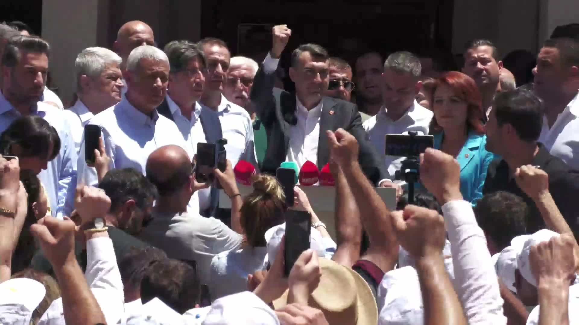CHP Adana İl Başkanı Tanburoğlu: Zeydan Karalar'ın sesi milyonlar olur!