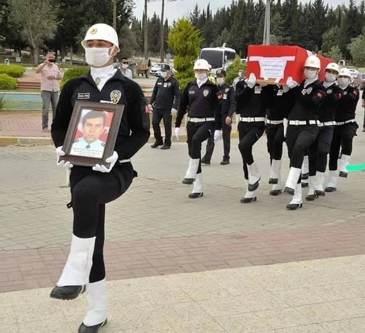SGK'dan İdlib şehidinin yakınlarına şok: "Zaten kalp hastasıydı" deyip 1.5 milyon TL'yi geri istedi!