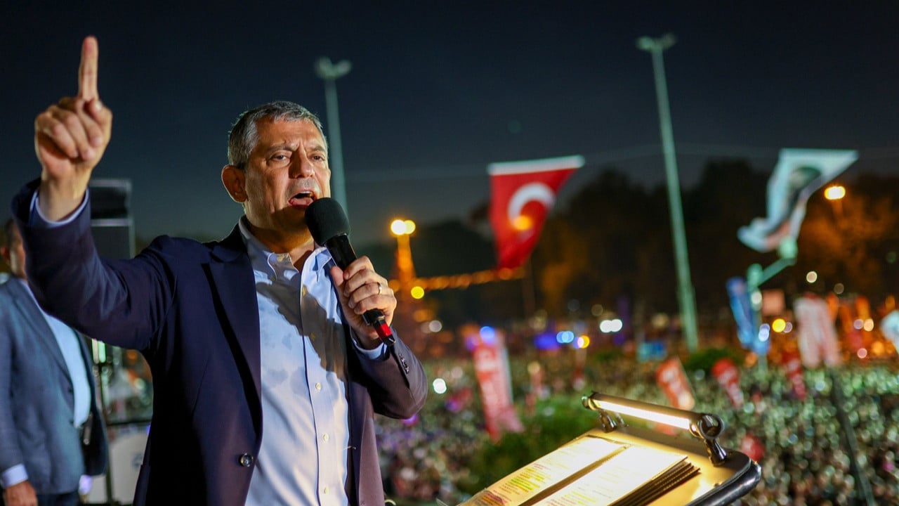 Özgür Özel'den 12 asker için MSB'ye tepki: 12 tane civciv ölse hesabı sorulur, soruşturma açılmalı