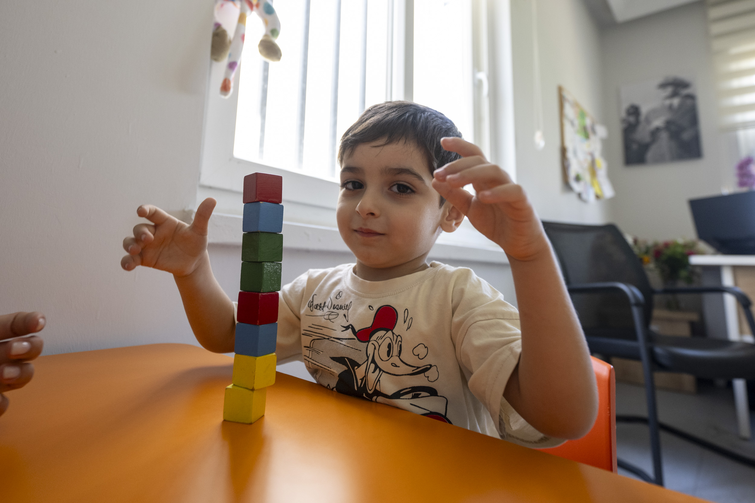 Otizmli çocuklar için umut kapısı: Mersin Büyükşehir’in danışma merkezi binlerce çocuğa ulaştı