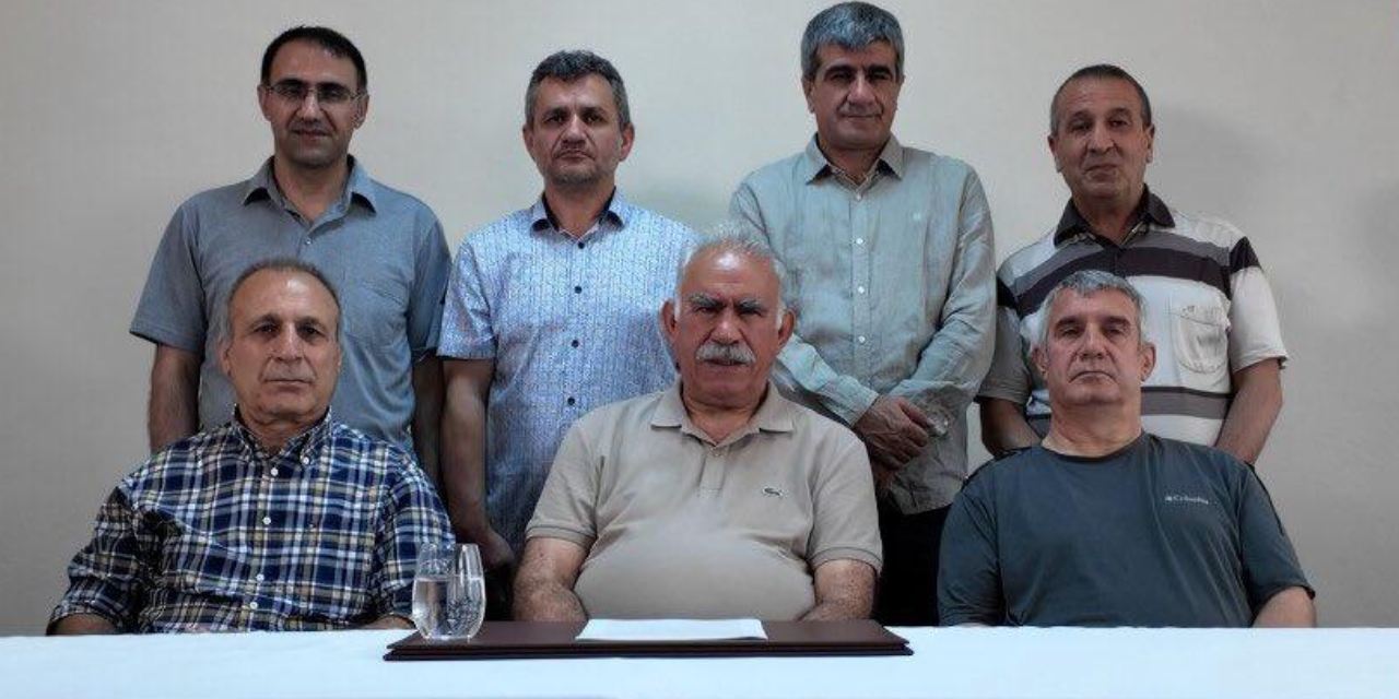 Öcalan’ın videolu mesajında yanında yer alan kişilerin isimleri ortaya çıktı