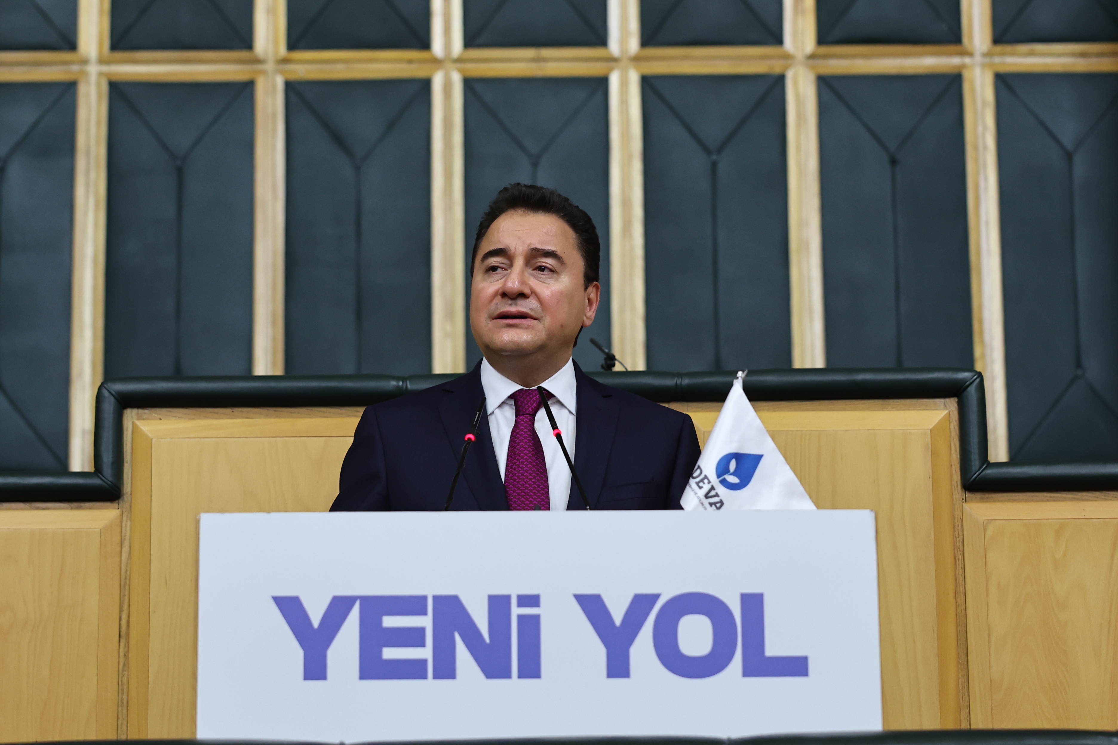 Babacan: Milletvekillerinin imzaları taklit ediliyor