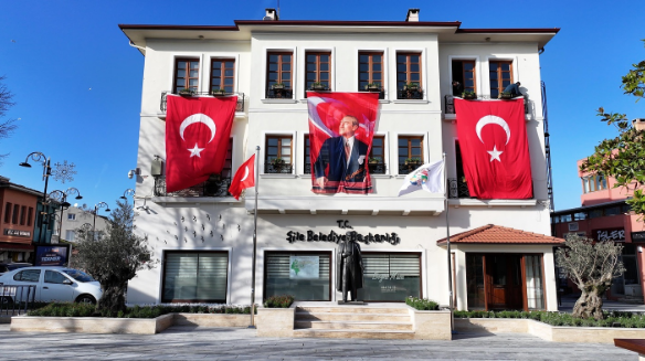 Gözaltındaki Şile Belediye Başkanı Özgür Kabadayı adliyeye sevk edildi