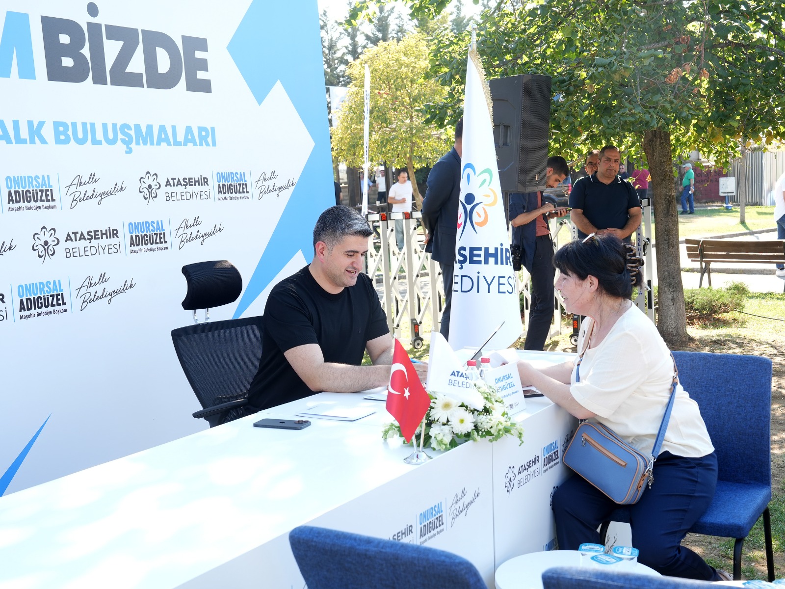 Ataşehirliler sorunlarını doğrudan iletti: Randevusuz Halk Buluşması Ferhatpaşa’da yapıldı