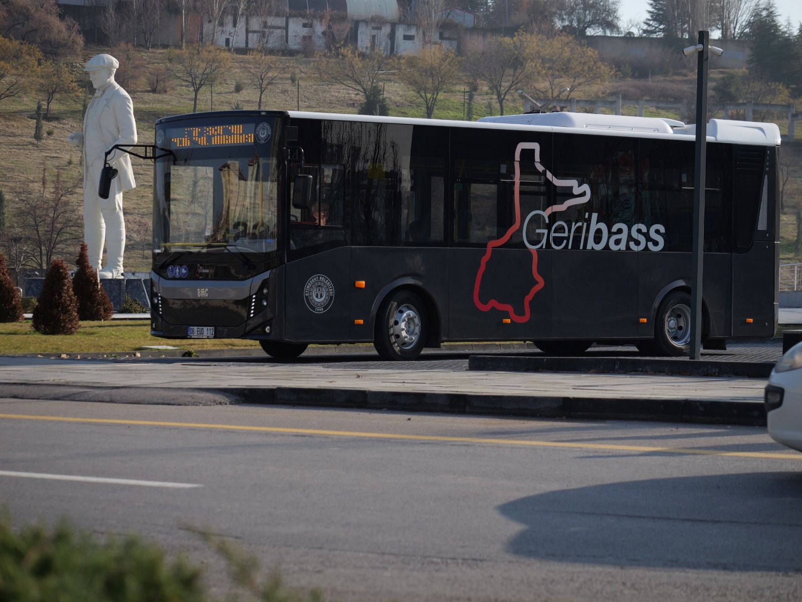 Etimesgut’ta ulaşımda yeni dönem: Geribass ile 70 bin yolcuya ücretsiz hizmet!