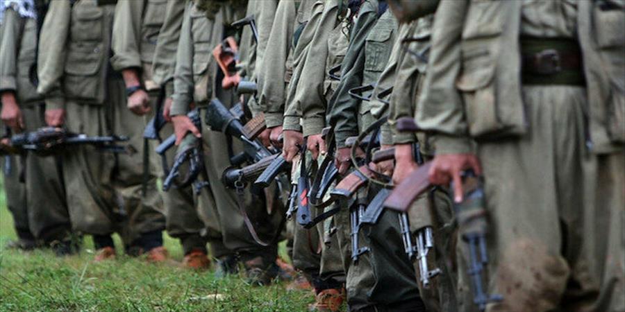 PKK’lılar silahlarını bıraktı: “Barış ve demokrasi için buradayız”