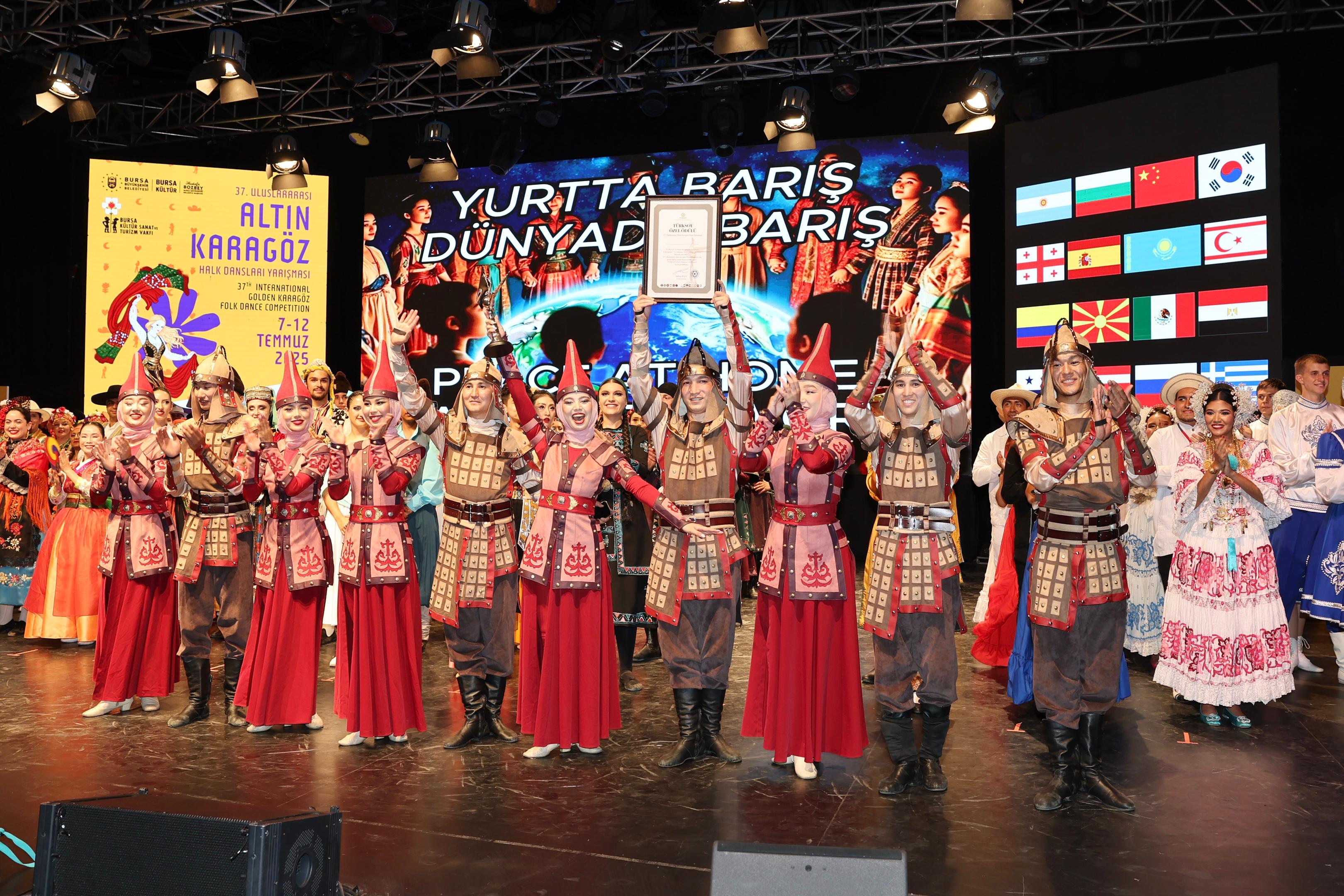 37. Uluslararası Altın Karagöz Halk Dansları birincisi Bulgaristan oldu