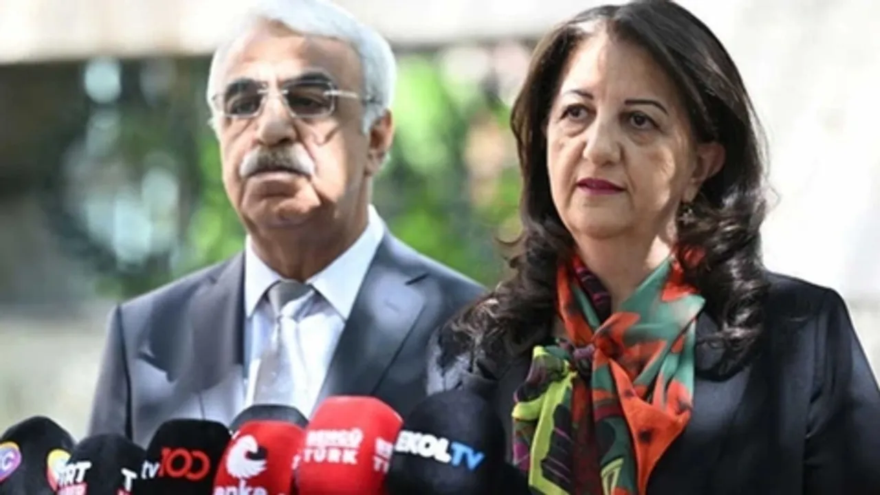DEM Parti'den liderler turu: Bahçeli ve Özel ile görüşecekler