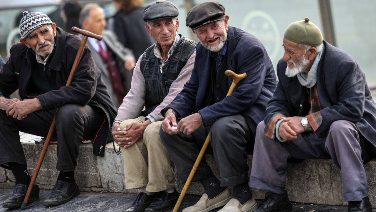 TÜİK açıkladı: Başkanlık sistemi yaşlıları hızla fakirleştirdi