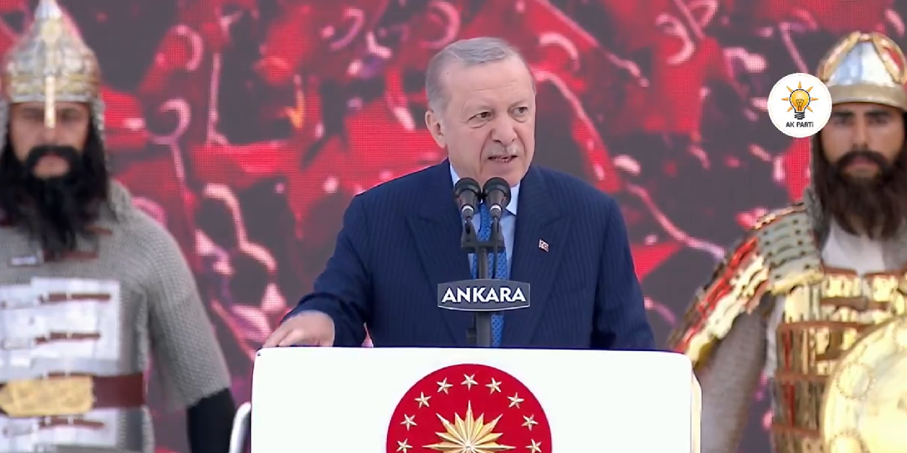Erdoğan'dan 15 Temmuz'da 'FETÖ' açıklaması: 'Virüsü tamamen söküp atamadık'
