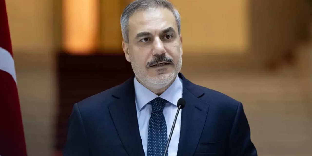 Hakan Fidan'dan YPG açıklaması: 'Mevcut karışıklığı fırsata çevirmesinler'