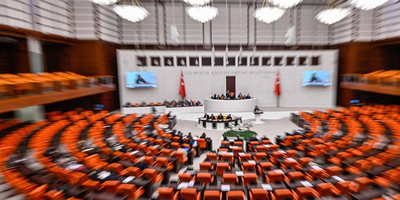 Meclis'te kurulacak komisyonun adı için hangi parti ne önerdi