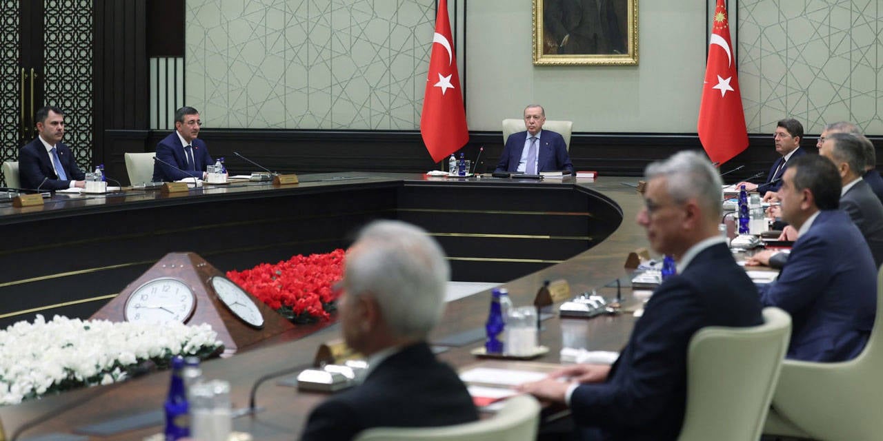 Kabine değişiminde kimlerin adı geçiyor