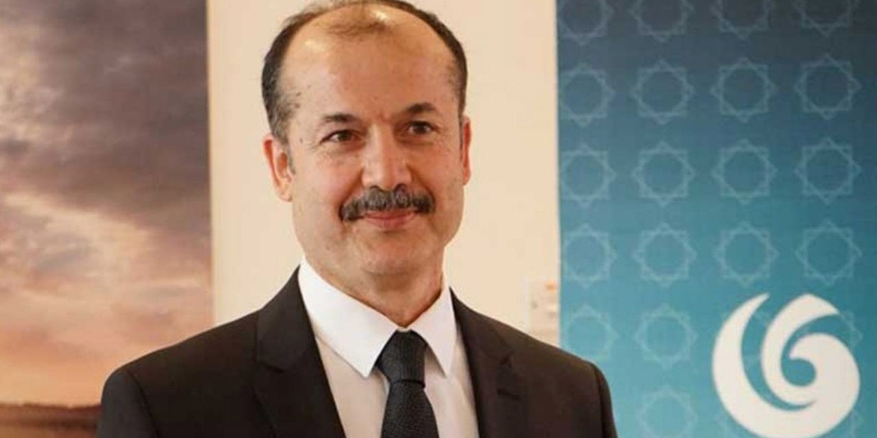 Yunus Emre Enstitüsü eski başkanına havalimanında gözaltı