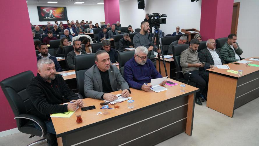 Adıyaman Belediye Başkanvekili seçildi: AKP'li ve YRP'li üyeler CHP adayına oy verdi