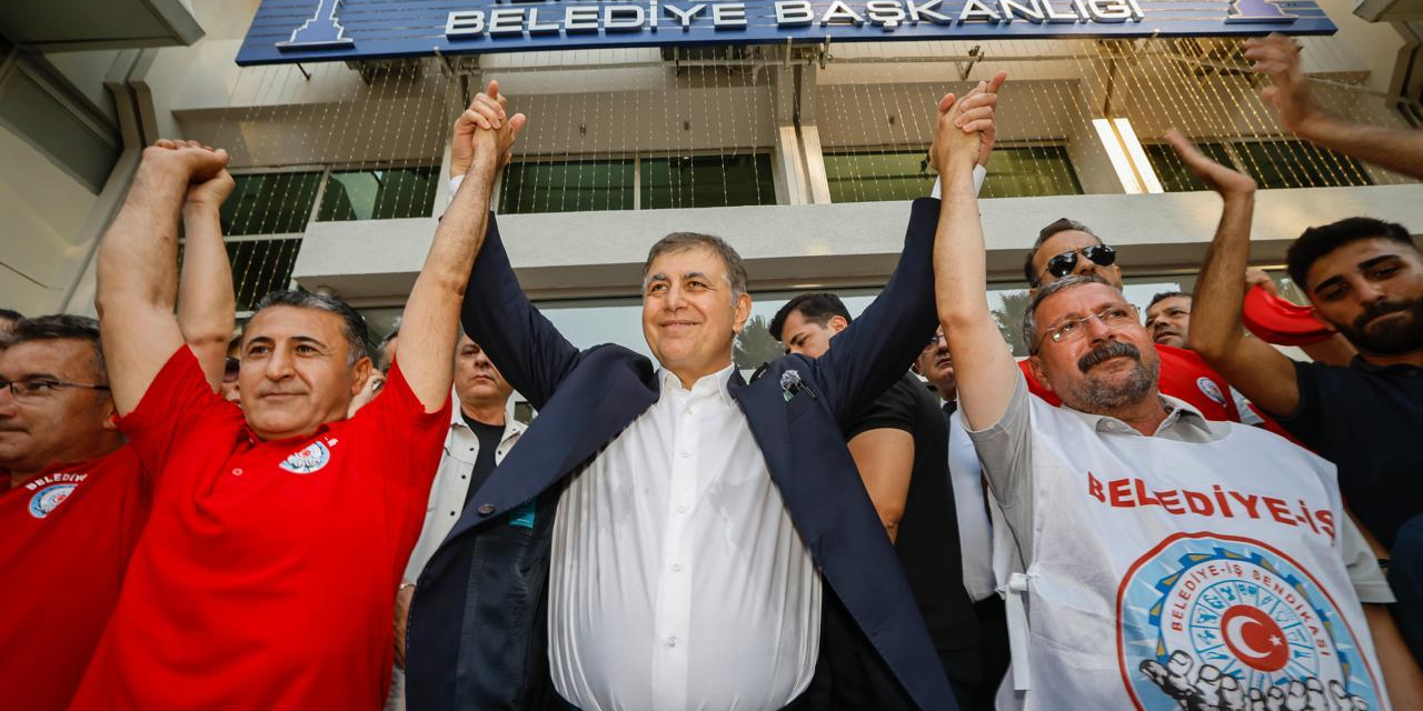 İzBB’de 368 emekçinin mücadelesi sonuç verdi! Atılan tüm işçiler işe geri dönecek