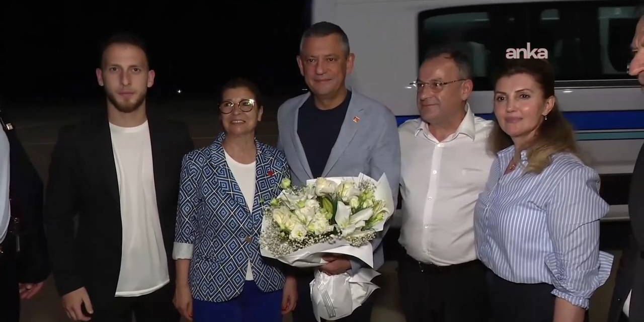 Özgür Özel miting için Trabzon'da: 'Adaletsizliğe itiraz ediyoruz'