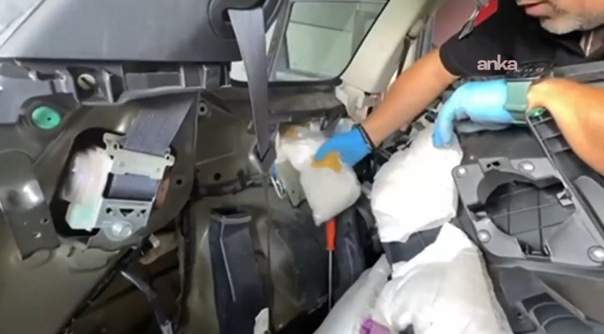 72 ilde uyuşturucu satıcılarına operasyon: 1.933 kişi yakalandı