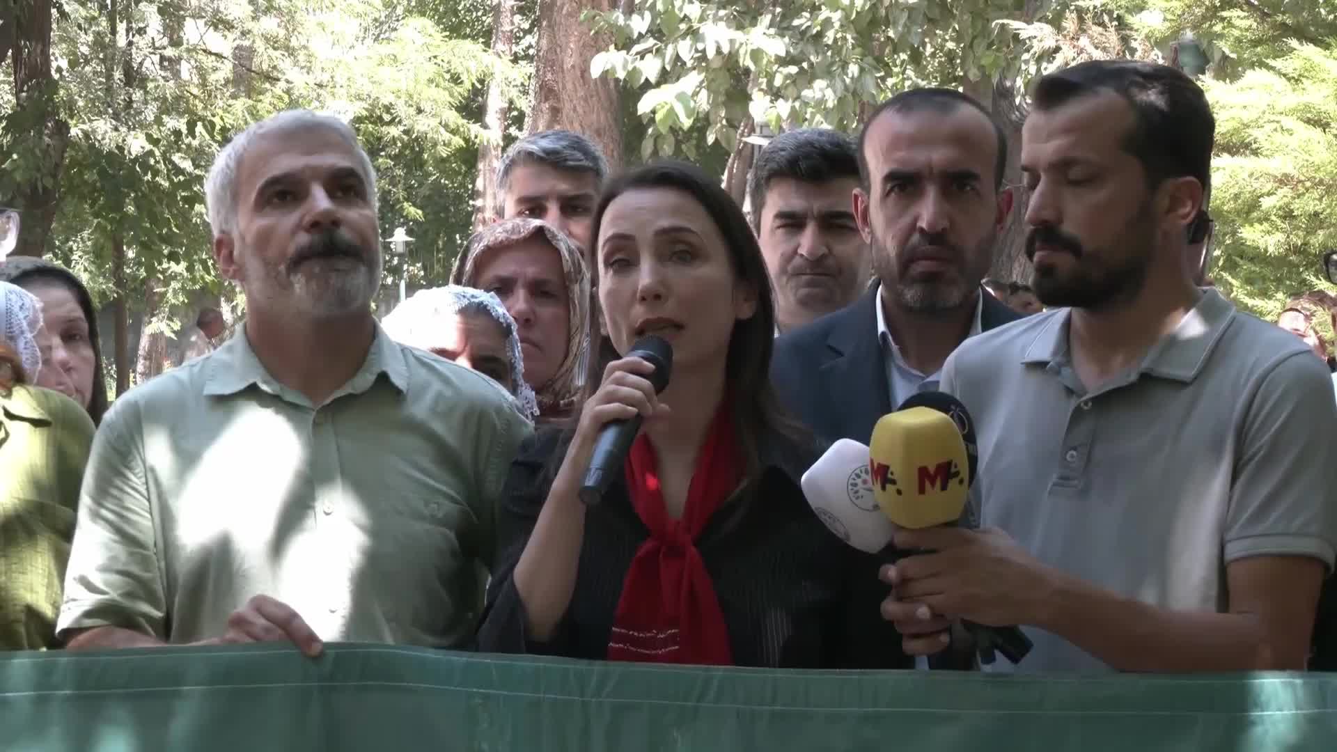 Eş Başkan Tülay Hatimoğulları'ndan özür çağrısı