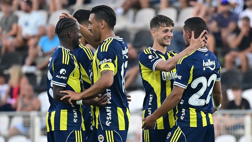 Fenerbahçe'nin Şampiyonlar Ligi'ndeki rakibi Feyenoord oldu