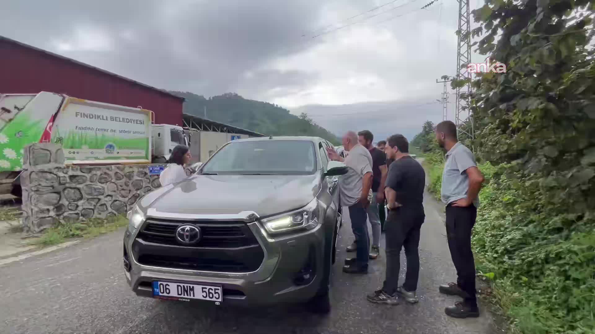 Fındıklı Çağlayan Vadisi'nde maden arama çalışması yapan şirketi vadi halkı kovdu