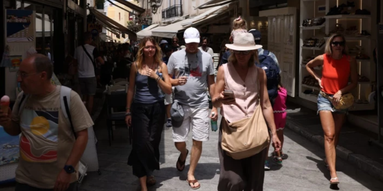 Yunanistan'da sıcak hava mesaiyi durdurdu: 5 saat boyunca çalışmak yasak!