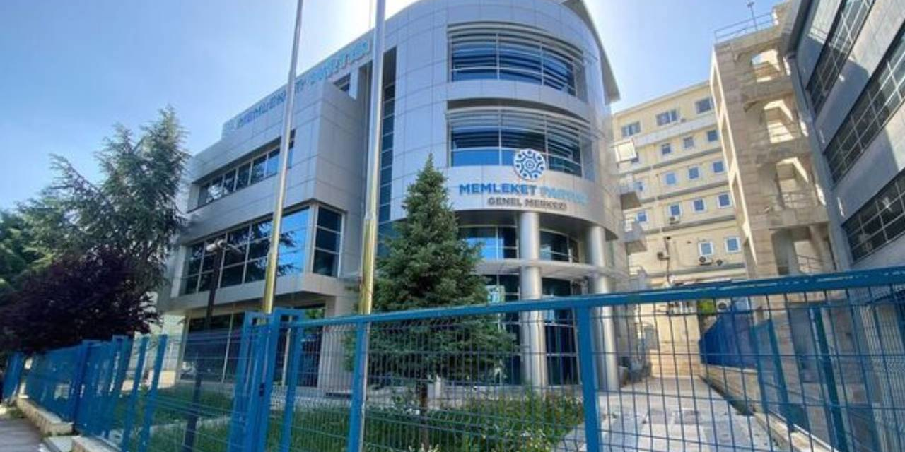 Muharrem İnce yol arkadaşlarını CHP'ye davet etmişti: Memleket Partisi resmen kapandı