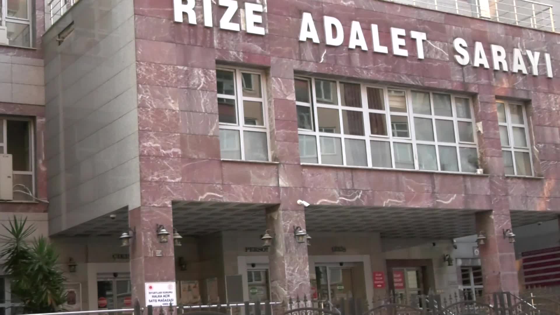 Rize İl Milli Eğitim Müdürünün makam odasıyla ilgili haberleri üzerine gözaltına alınan 2 gazeteci serbest bırakıldı