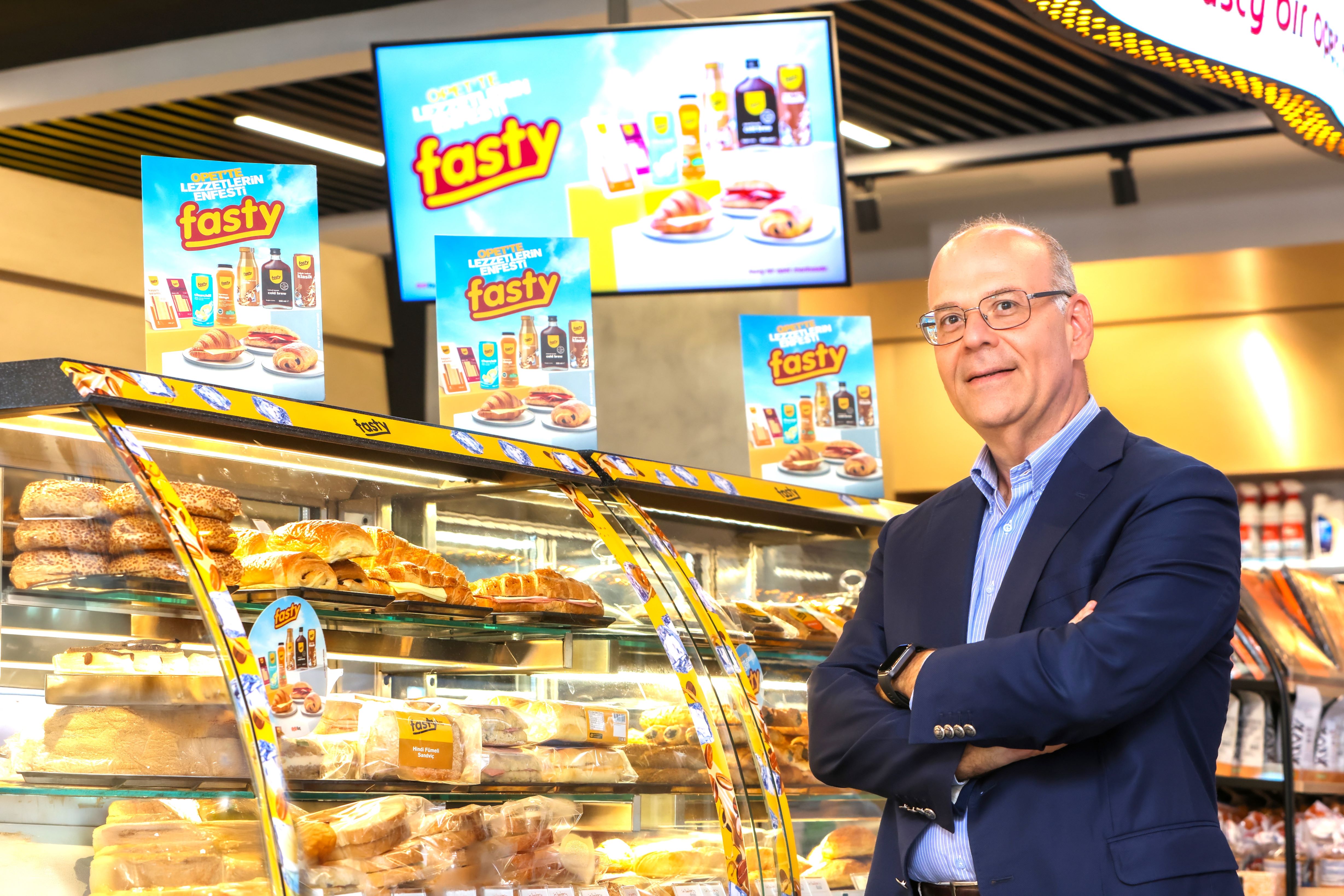 Opet'ten akaryakıt istasyonu marketlerine yeni lezzetler