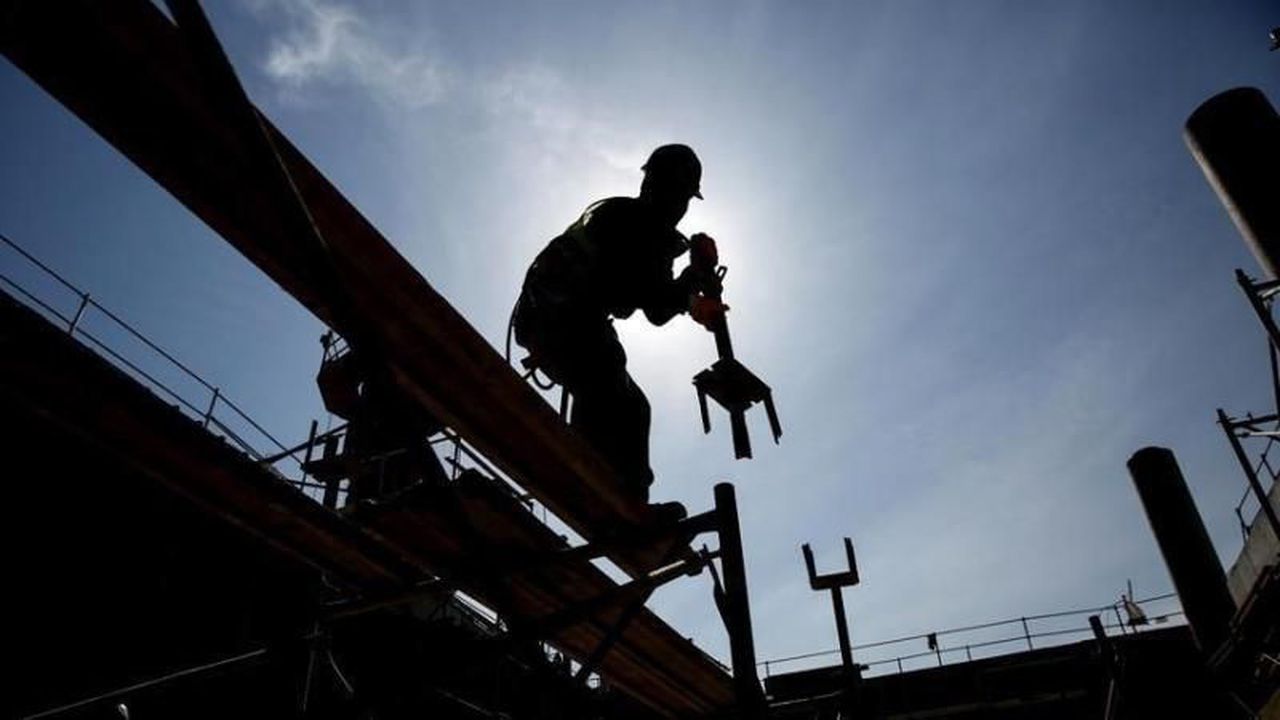 Çalışma süreleri Meclis'e taşındı: 50 saatten fazla çalışıyorlar!